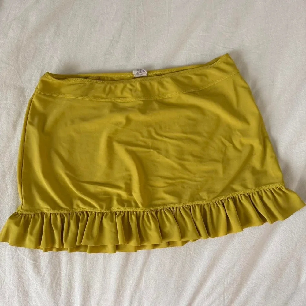 2000s yellow mini swim skirt